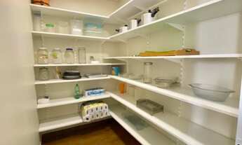 Imagem 6: CASA FRENTE MAR NAVEGANTES, 7 dorm, 6 bwc, 4 vg, com elevador e piscina, mobiliada, pronta