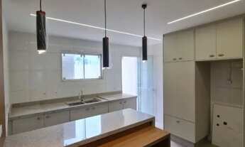 Imagem: Lindo Sobrado em Condomínio Sustentável