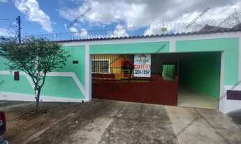 Imagem: Casa grande, 4 quartos, 3 suítes, copa