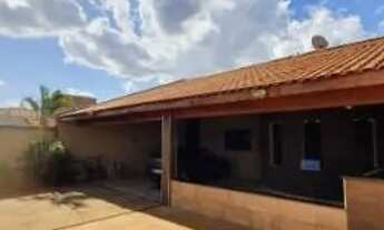 Imagem 7: Casa de alto padrão com 3 dormitórios no Parque Residencial Cândido Portinari