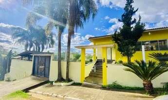 Imagem 6: LINDA CASA TÉRREA À VENDA EM CONDOMÍNIO ARBORIZADO COM PLAYGROUND, QUADRA E PISTA DE CAMIN