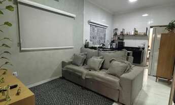 Imagem 2: CASA NO PAJUÇARA COM 3 QUARTOS / 1 SUITE E VARANDA GOURMET COM CHURRASQUEIRA A VENDA