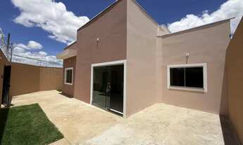 Imagem 3: Casa para Venda em Montes Claros, Independência, 3 dormitórios, 1 suíte, 2 banheiros, 1 va