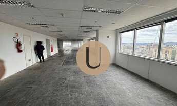 Imagem: Avenida Paulista, Andar alto Conjunto Comercial