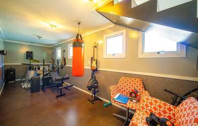 Imagem 5: Imóvel para venda possui 385 metros quadrados com 4 quartos em Jardim São Vicente - Cotia