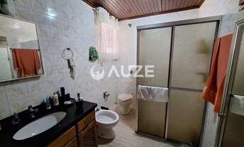 Imagem 7: Casa terra a uma quadra do supermercado Boni