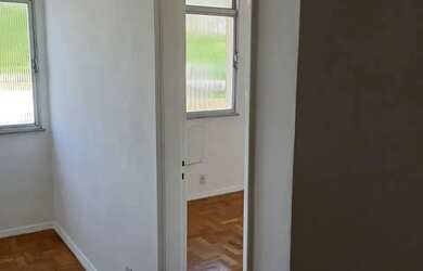 Imagem 6: 2 qts com garagem, travessa próxima colégio N S das Merces, lances de escada