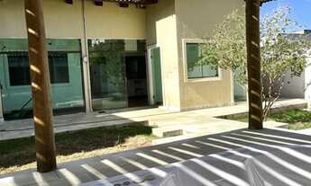 Imagem 6: Casa de condomínio sobrado para venda tem 310 metros quadrados com 5 quartos