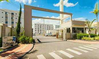 Imagem 2: Apartamento com 2 dormitórios para alugar, 52 m² por R$ 1.050/mês - Industrial - Juiz de F