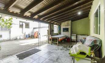 Imagem 4: Prédio comercial e casa nos fundos