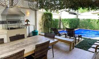 Imagem 3: Casa de condomínio sobrado para aluguel tem 180 metros quadrados com 4 quartos