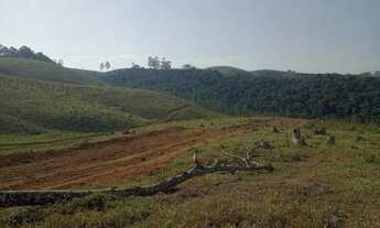 Imagem: Lote/Terreno para venda possui 600 metros