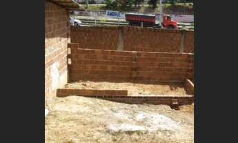 Imagem 5: Casa, mais o terreno do lado