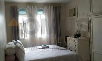 Imagem 5: Casa de 225m² no Bairro Jabotiana, Conjunto JK: 4 Quartos, 2 Garagens, Varanda e Área de S