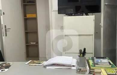 Imagem 3: Espaço Perfeito para seu Negócio: Andar Comercial Disponível