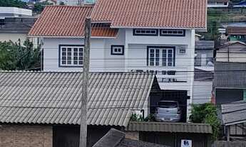 Imagem: 2 casas