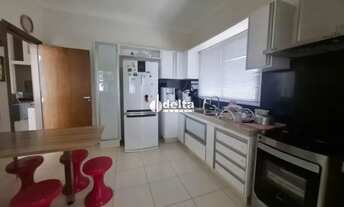 Imagem 2: Casa residencial com 3 quartos disponível para venda no bairro Santa Mônica em Uberlândia