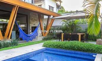 Imagem 3: Casa alto padrão com 4 suítes à venda, 322m², em condomínio fechado com acesso exclusivo à