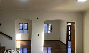 Imagem: Casa assobradada no Jardim América