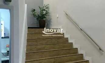 Imagem 3: Loja com aproximadamente 120m² na Av. Getulio Vargas, recepção, mezanino, 3 salas, banho