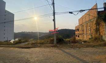 Imagem: Lote à venda no Bairro Paraíso, Ponte