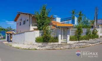 Imagem 2: Casa á venda no centro de vinhedo