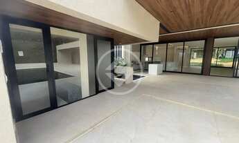 Imagem 4: CASA DE 05 SUITES, COM PISCINA SAUNA E SALA PARA 03 AMBIENTES. codigo: 151574