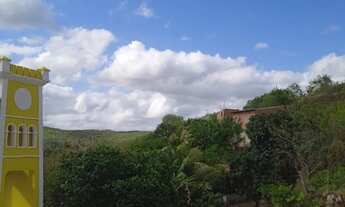 Imagem: Casa no centro histórico ao lado das torres