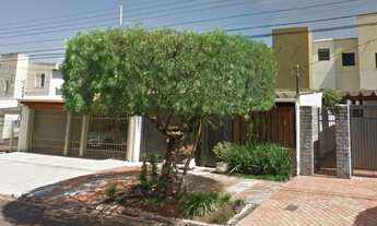 Imagem 2: Sobrado com ótima localização