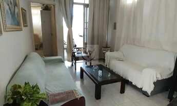 Imagem 2: Versatilidade e Espaço no Coração da 13 de Julho: Casa com 4 Quartos e Quintal Amplo!