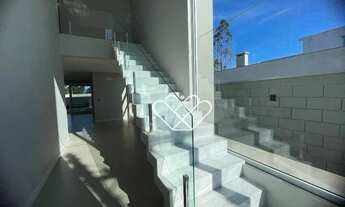 Imagem 4: Casa no Centro de Gravataí 200m² de Conforto, Piscina, Campo de Futebol e Mais!