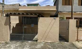 Imagem: Casa Térrea Independente com Quintal nos