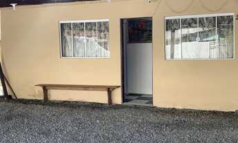 Imagem 2: OPORTUNIDADE Casa com 1 dormitório