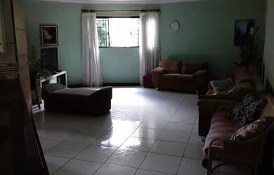 Imagem 7: CASA RESIDENCIAL - ESQUINA - NA QUADRA DA AVENIDA IPANEMA