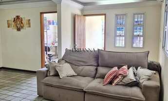 Imagem 4: Casa Duplex em Jardim América com Sol Manhã. Conforto, Espaço e Vista Panorâmica