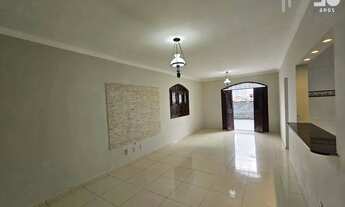 Imagem 4: Excelente casa com 4 suítes para alugar, 310 m² por R$ 4.600,00/mês - Cohajap