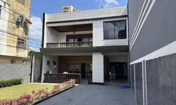 Imagem: Sobrado espaçoso no bairro Marco Belém