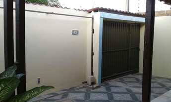 Imagem 5: Alugo uma casa com três quartos