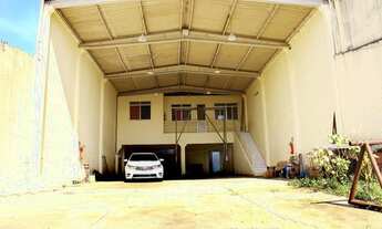 Imagem 2: Galpão com 450m² no Bairro Luzia