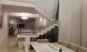 Imagem 6: Casa de condomínio para venda com 380 metros quadrados com 4 quartos