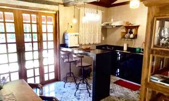 Imagem 3: Casa para venda com 272 metros quadrados com 3 quartos em Centro - Pirenópolis - GO