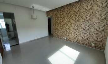 Imagem 2: Apartamento com 3 dormitórios à venda, 67 m² por R$ 340.000,00 - Candelária - Belo Horizon