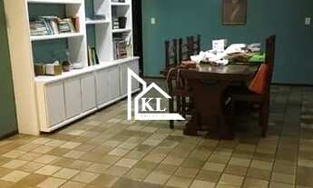 Imagem 13: Grande Espaço - Ótima Localização- 3Quartos -2º Andar - Sombra - Edifício Adriano Vital