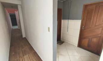 Imagem 4: Duplex Jardim Guanabara c/ 3qts, send 1suíte, 2brs, 1vg, porão, quintal, área srvç