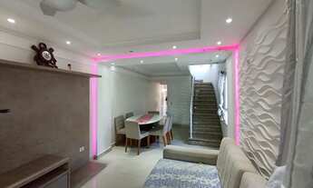 Imagem 2: Triplex para venda tem 250 metros quadrados com 4 quartos em Caiçara - Praia Grande - SP