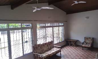 Imagem: Casa térrea com 3 quartos para aluguel