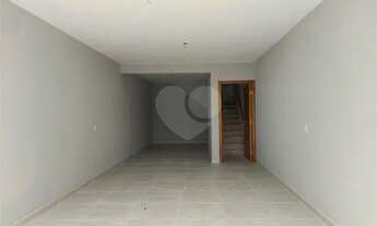 Imagem 7: LINDO SOBRADO COM TRES SUÍTES À VENDA NO TUCURUVI