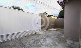 Imagem 2: Casa de rua-À VENDA-Núcleo Residencial Afonso Zupardo-Itatiba-SP