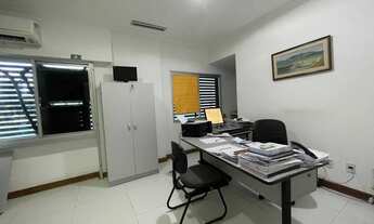 Imagem 6: Alugo sala comercial de 35 m² na avenida ACM com divisórias