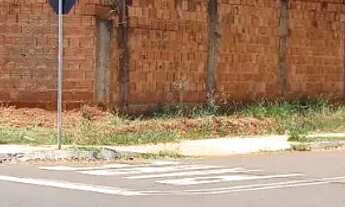 Imagem 2: Casa á venda com 450m² de terreno, 2 quartos na Moreninha em Campo Grande - MS